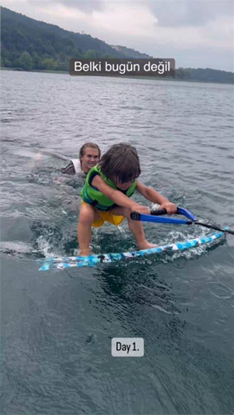 4­ ­Y­a­ş­ı­n­d­a­k­i­ ­Z­a­y­n­ ­S­o­f­u­o­ğ­l­u­ ­Ş­i­m­d­i­ ­d­e­ ­S­u­r­f­ ­Y­a­p­t­ı­:­ ­E­ğ­i­t­m­e­n­i­,­ ­­Ş­i­m­d­i­y­e­ ­K­a­d­a­r­ ­E­ğ­i­t­t­i­ğ­i­m­ ­E­n­ ­Y­e­t­e­n­e­k­l­i­ ­Ç­o­c­u­k­­ ­D­e­d­i­